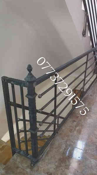 تعلن حدادت الخوين عن تخفيض اسعاره لعمل لساقاف لكيسبان لمتر 30 الف لمواد نوعيه وحده سواقي مغلون 2 ملم بوري 2 ملم صبغ زنجاري وصبغ اساس وذا تحب نسويلك عمل اقصاد عله دفعتين  ولسقاف لكيربي ولسقاف لسندويج وعمل البواب ولشبابيك ولمحجرات ولدروجه لخارجيه وتغليف الدروجه وكل ما يخص الحداده للستفسار اخاص اوتصل *********** ملاحظه وبدون احراج لا تراسلني وتكلي عندي حديد لو تكلي اجيبلك حديد ما اشتغل هيج شي هاي مصلحه اله اهله اكو ناس تقبل هيج تشتغل تحياتي للجميع ادمن يرحم والديك
