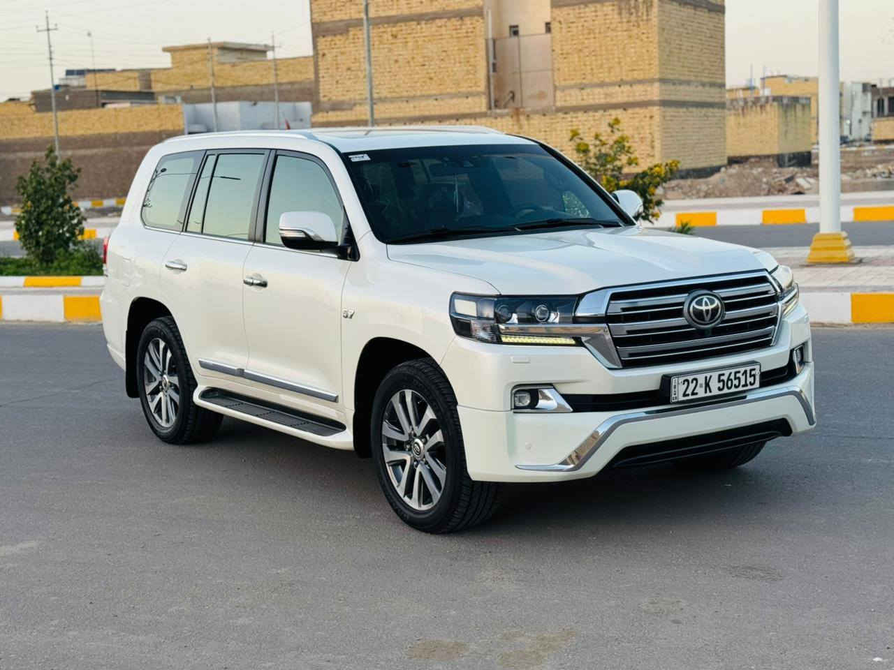 لاندكروز 2016 رقم أربيل بأسمي
مكفوله ضربه وصبغ وتبديل
فول مواصفات فئة (VX) 
فتحه بصمه كشنات جلد + كهربائي +خزن
شاشه كأمره تحكمات 
السعر (500 $) ( خمس شدات ) وبيها مجال 
للاسفسار الاتصال (***********
