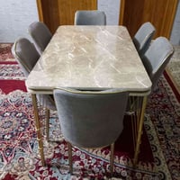 طاولة طعام • ٦ كراسي • حي الشهداء