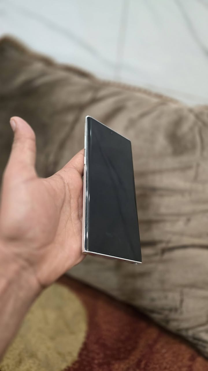 سامسونك نوت 10 بلاص ذاكره 256
سعر الواحد 250 الف
*********** واتساب
