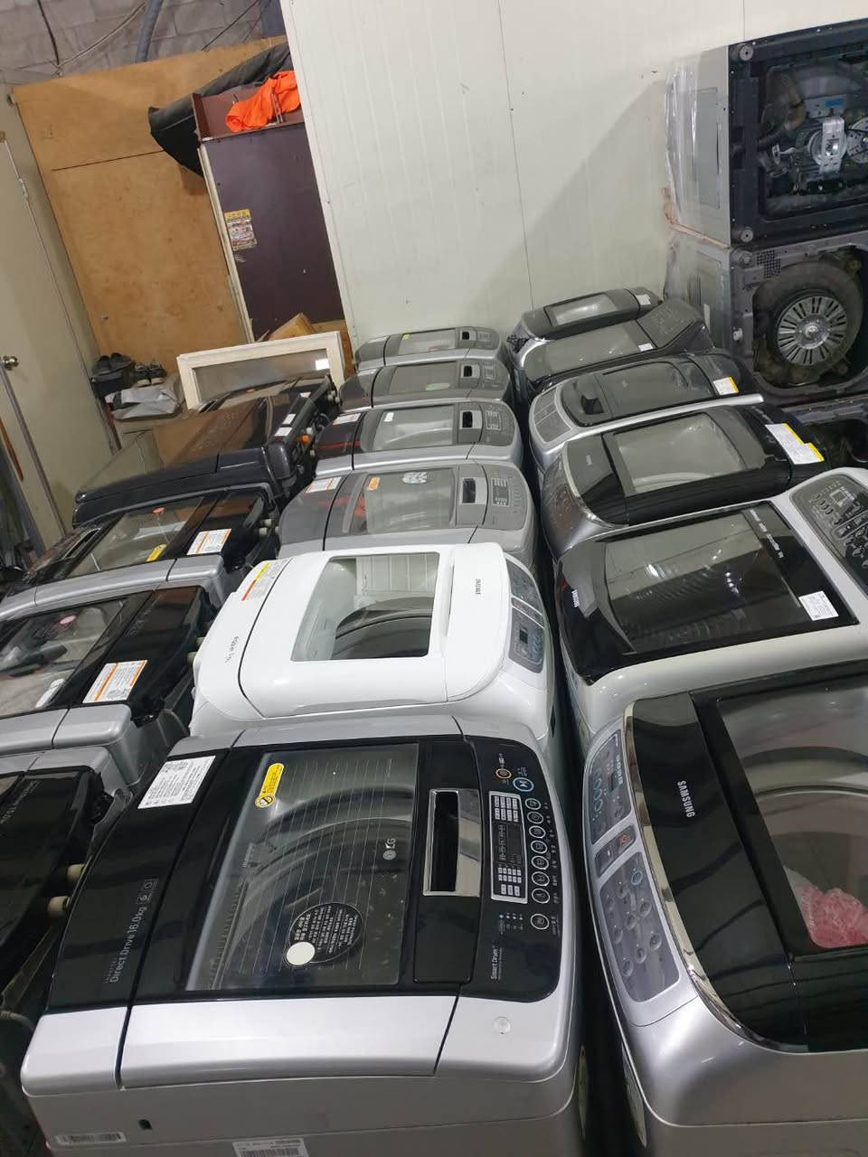 غسلات باله كوري الاصلي  نوع الغسالات الجي سامسونك عنوان البصرة الجنينه يوجد توصيل كل محافظات العراق شرط الشغل والظمان الاستفسار اكثر مراسلة واتساب *********** البصرة, العراق
