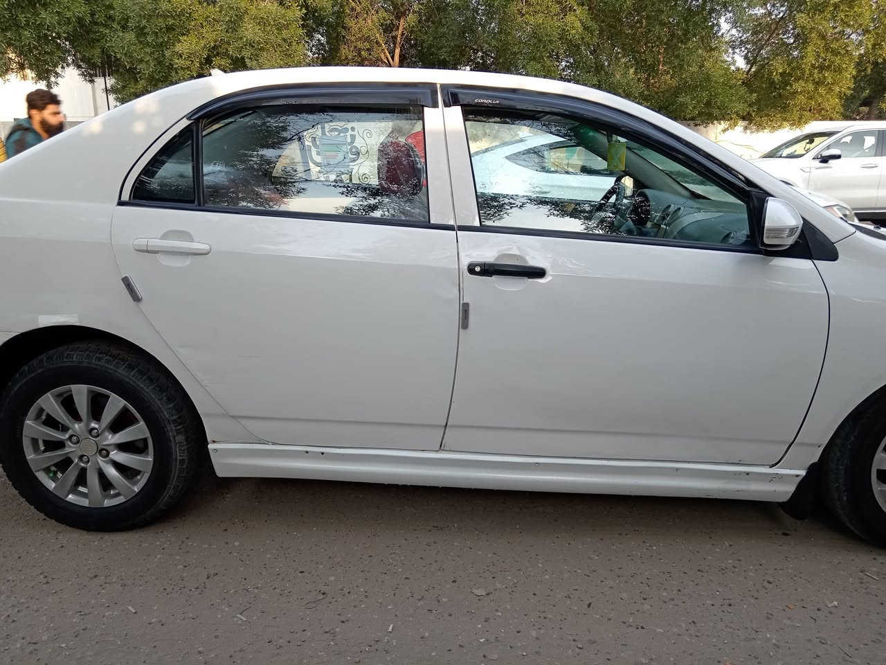 السلام عليكم بي واي دي ٢٠١١ جاهزه مكينه وكير خير من الله كهربئيات شغاله تخم تاير صدر جديد غرفه حلوه مشروع وطني كير اوتو ترايهه حلو السياره رقم بغداد الدولي شاشه كامره تحكمات فتحه شغاله السياره مكفوله من الضربه والصبغ فقط باب سياره جاهزه السعر ٤٨مكان السياره بغداد الحريه الاتصال ***********
