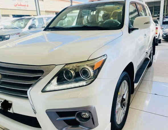 السلام عليكم
لكزز 2013مكفوله كفاله عامه من تبديل وصبغ عد الهلال الخلفي شبر كارت ومكانين PDR صغار

LX 570 SPORT
خليجي بريم 
فووول مواصفات  كشنات جلد
تدفئه تبريد الاماميات والخلفيات تدفئه وكهرباء
تبريد 3 قطع منفصل تحكم خلفي
محرك 5700//V8 مامفتوع فول ١/١ جنطه كهرباء كامره خلفيه
حساس امامي خلفي 
كراسي الاخيره كهرباء  شاشه عدد ٢ خلفيه 
ستيرن كهرباء 
جكات و رادار

السعر ٣٩٥ ورقه للاتصال *********** بي واتساب
