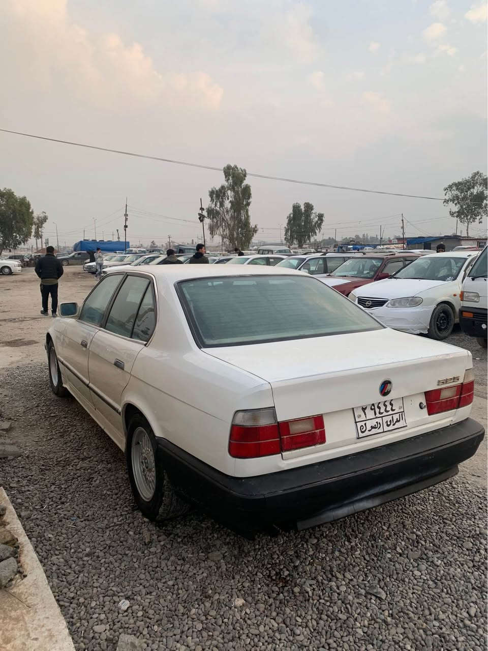 Bmw 525Ai
موديل ١٩٩١
مةكينة ٢٥ ى فةل
ماشاءالله ى دةوى مةكينة هةتا تةماشا نةكةى نازانى فةلة
گيرتوماتيك
گيرو مةكينة بةشةرت
تةقةو رةقةبةشةرت
سةيارةكة يةك دينار مسرةفى نية
٤ تايةو ويلى حسير
پةردة بيلادى
تةبريد ساردو گةرم
بيليدانة سةيارةكة

سةيارةكة اوةلياتة سةنةوى جيراية
وةسلى سةنةوى لةكةلة
اوةلياتى بةشةرت
سعرى ٢٦ و معامةلة گورينةوةش دةكةم أربيل, العراق


**إذا كنت صاحب هذا الإعلان وتريد حذفه لأي سبب، رجاءا أرسل رسالة إلى الدعم الفني**