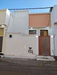 على شارع المطار مقابيل ملحق القريه ماء وكهرباء واتبليط الحد باب بيت طا...