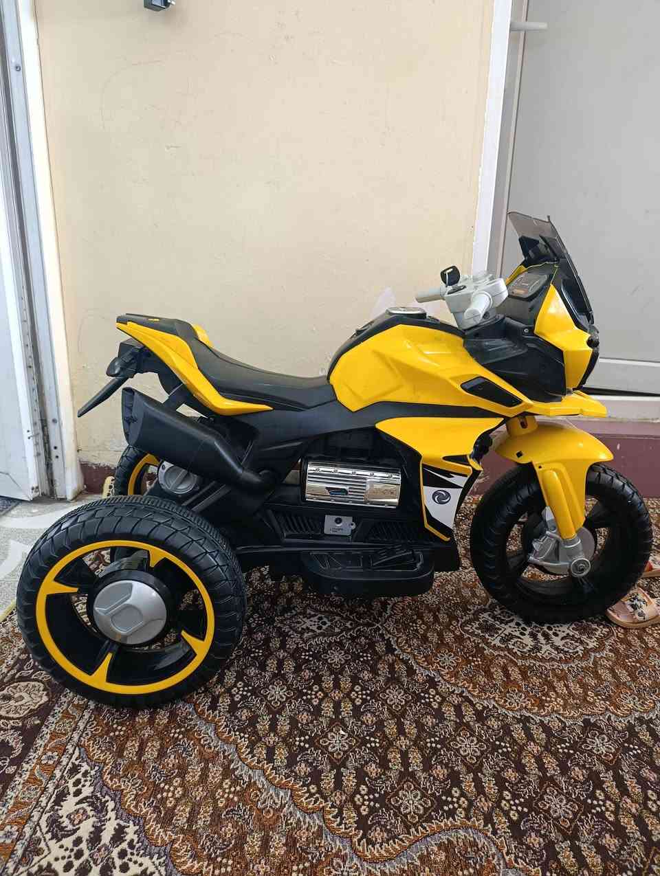 للبيع اي عيب مابي شغال سعر 90الف ***********
