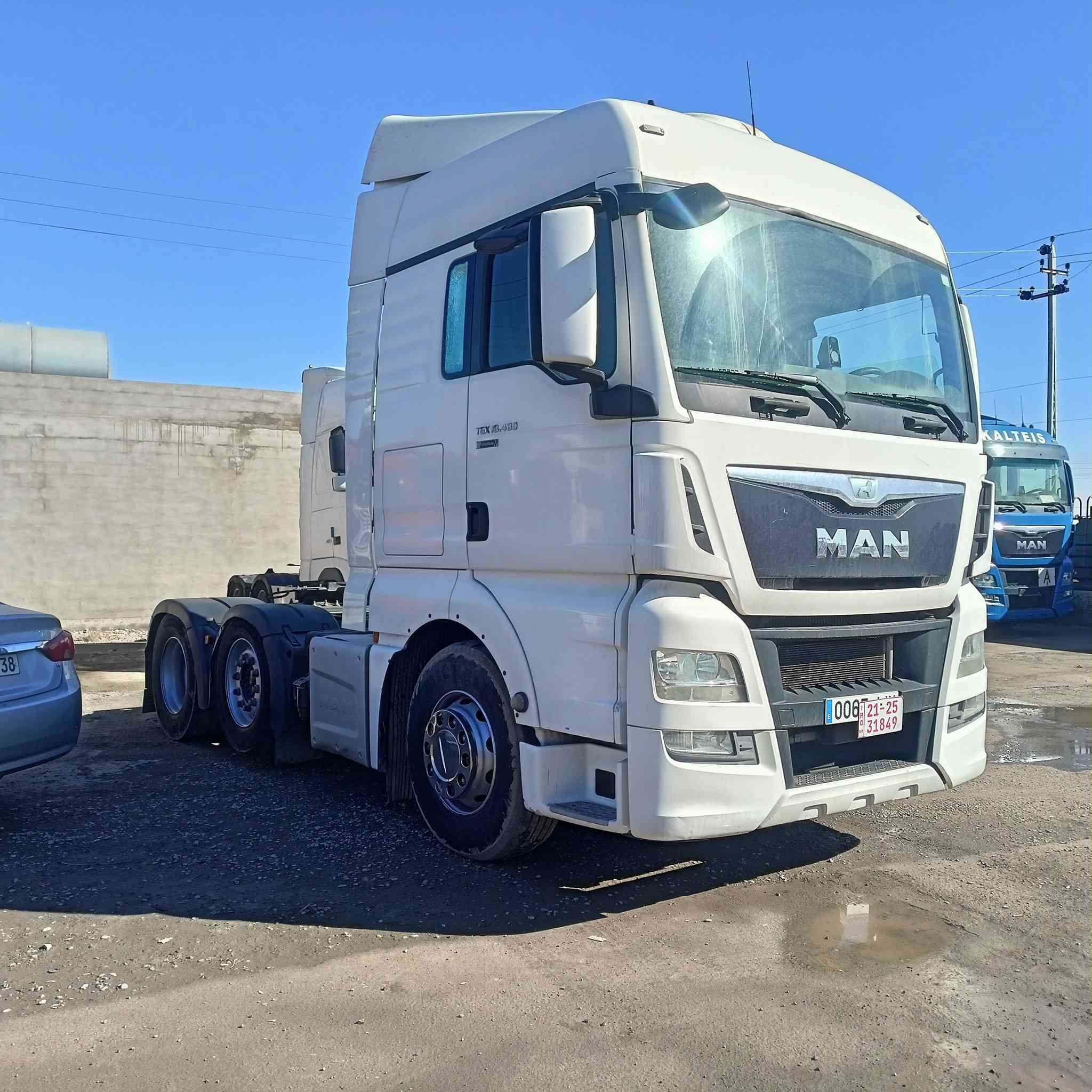 مان تيكه سنكل حجم 480 تك سوبر كير اوتماتيك هاف ثلاجه مبرده كامره وحساس قماره كهرباء دبل منامي 
موديل 2016
عنوان كركوك طريق المطار مقابل جسر حزيران 
معرض المتوكل 
***********
***********
***********
