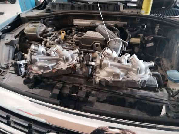 مركز صيانة السيارات الالمانية- VW service 🇩🇪
سلام عليكم 

زبائننا الكرام 

🌹

السيارة الاولى 🚘: 

اشتكى الزبون من وجود نقص لماء الراديتر ، تم فحص المحرك وتبين ان المشكلة في الواتر بامب ، تم تبديل واتر بامب الماني مع G12 evo مع ضمان ٦ اشهر ، علما بأن السيارة هي فولكس واگن جيتا موديل ٢٠٢٣ محرك 1.5 تيربو . 

🌹

‏‎السيارة الثانية 🚖: 

اشتكى الزبون من وجود صوت في الصدر الامامي ( تركعة ) تم فحص السيارة وتبديل ( بوش فافون  كبيرة - ربل اسود صغير  - بوش فرممة - شمعات -لاستيك رباط ) علما بأن هناك جميع المواد المانيا مع ضمان ٦ اشهر ، علما بأن السيارة هي جيتا موديل ٢٠١٩ محرك 1.4  .

🌹
🌹

‏‎زبائننا الكرام 

‏‎عروض وكالتنا 

‏‎١- تبديل هيدروليك كير بدون اجور عمل 🚘

‏‎٢- فحص كومبيوتر مجانا في وقت تحتاجه سيارتك الى فحص في حالة تبديلك لدهن المحرك في وكالتنا . 

‏‎٣- فحص للصدر الامامي مجانا في وقت تحتاجه سيارتك الى فحص في حالة تبديلك للدهن المحرك في وكالتنا . 

‏‎كذلك سوف تدخل تلقائيًا في السحبة الشهرية للفلاتر المجانية والسحبة الدهن المجاني كل ثلاثة اشهر. 

‏‎٤-زبائننا الكرام 

‏‎العرض الجديد من وكالتنا 

‏‎في حالة زيارتك لورشتنا سوف تدخل تلقائيا بالقرعة الشهرية الجديدة . 

‏‎وسوف تحصل بها على اجور عمل مجانية لاي صيانة تقوم بها في المستقبل حتى وان كان تعمير محرك 

‏‎🏆  العرض الجديد : 

‏‎٥-تبديل هيدروليك كير مجاني ( قرعة كل ثلاثة اشهر )

🌹
🌹

موقع شركتنا الجديد

‏https://maps.google.com/?q=36.168079,44.011108

‏‎‏‎شركة شيرين ( وكالة فولكس واگن &  سكودا) 

‏‎اربيل - شارع ملعب فرنسو حريري اذا من جهة شارع  60  - قرب نقليات بغداد ( كراج بغداد) - بالقرب من مرطبات 9* 9 

***********-***********

‏‎الوكالة الالمانية الوحيدة في العراق 🇩🇪
