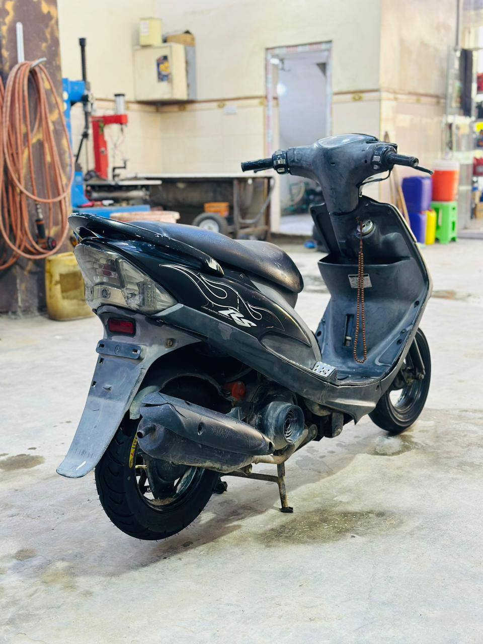 سلام عليكم  
ماكس بلاديه 
مختمه ختم واحد 
كفر ومكينه مكفوله كفاله عامه
سعر 700 وبيهاا مجال
مكاني محموديه *********** بي واتساب
