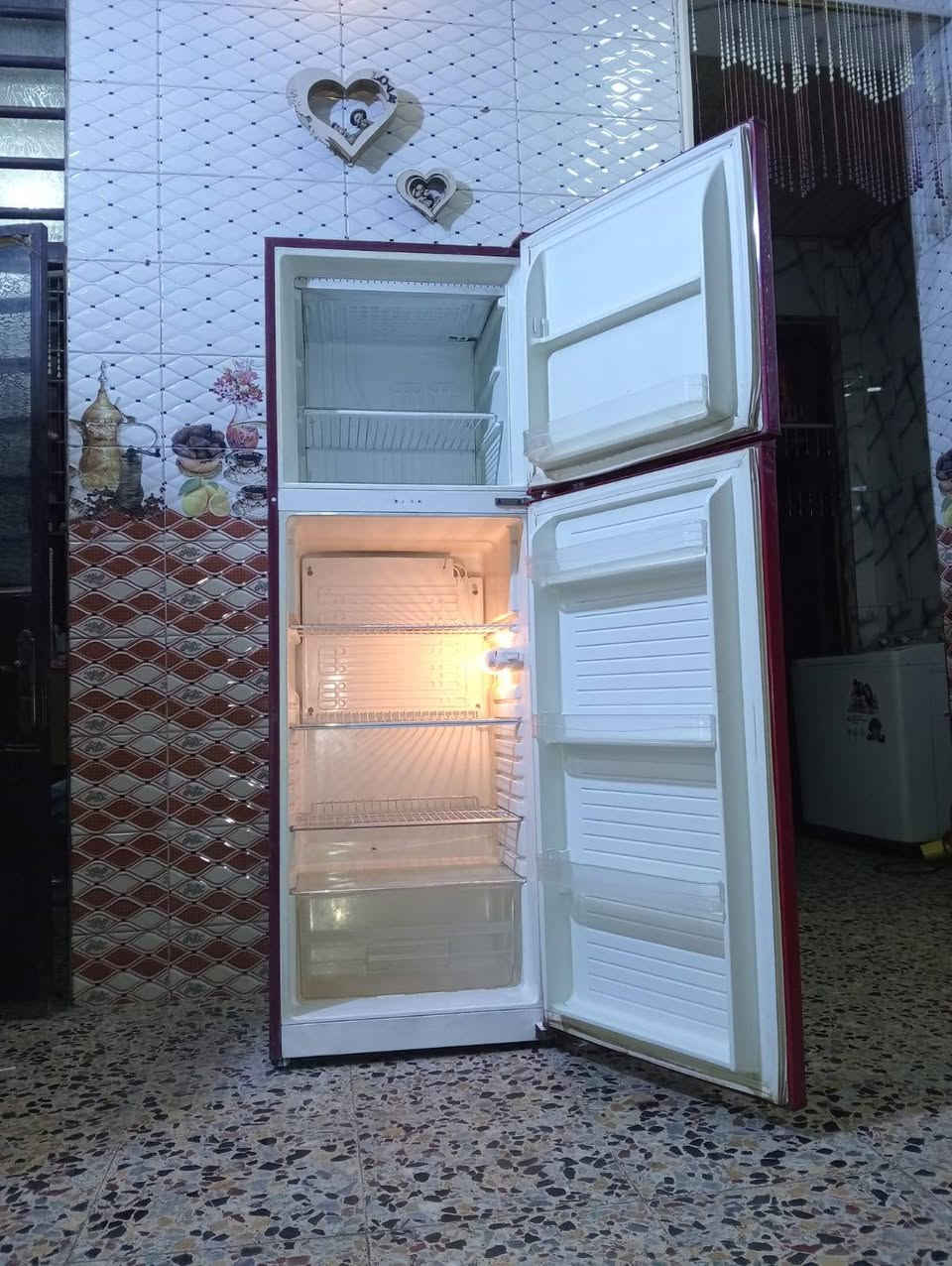 ثلاجه ١٦ قدم نضيفه جدا السعر ١٧٠الشراي خاص يوجد توصيل


**إذا كنت صاحب هذا الإعلان وتريد حذفه لأي سبب، رجاءا أرسل رسالة إلى الدعم الفني**