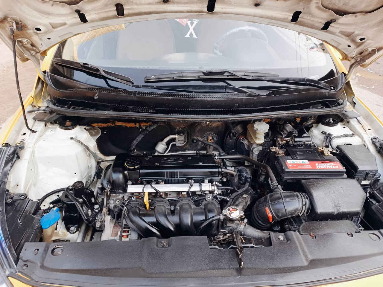 اكسنت خليجي ماكينه 1600 دوش السعر 83 سياره جاهزه اي نقص ما بيها طخه بالشاملق خلفي ماكينة كير جدد تبريد شغال حداديه خير من الله رقم دولي بغداد بغداد الحبيبيه رقم الهاتف***********
