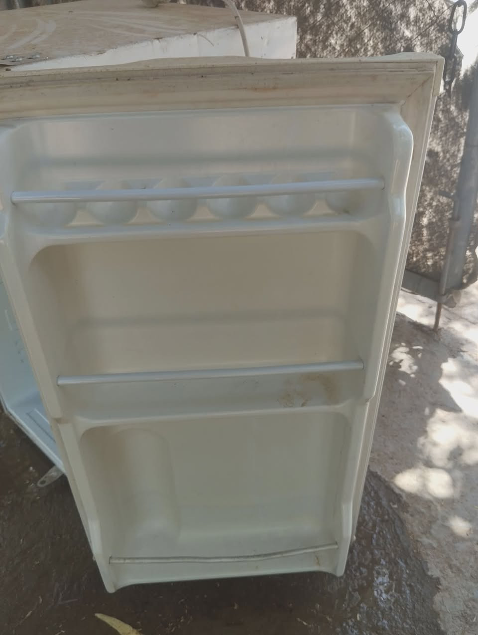 ثلاجه صغيره لبيع مليكه وتصليحها يكلف ٣٥ بس اني اريد ابيعها واذا غير الليك ترجعها
رقمي وراسلني ع الواتس مكاني نجف وسعرها ٤٠
***********
