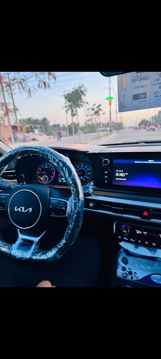 KIA K5 GT 2022
المسافة المقطوعة : 59000mi🚶
حجم المحرك : 1500 تيربو🚀
عدد الاسطوانات : ٤ سلندر 4️⃣
اللون : إسمنتي 
مواصفات
بصمه
كراسي كهرباء ⚡️ 
تشغيل عن بعد 
تدفئة كراسي 🔥
هاند بريك بصمة 
ويل كب
وضعيات قيادة
شاشة تحكم لمس
اندرويد اوتو
ابل كار بلاي
خرائط 
دخول ذكي

جاملغ تبديل وصبغ
جنطه رش صبغ 
ايرباك فقط درگه 
معوقين وكاله عامه انطيك
مكان سماوه_رميثه 
***********
