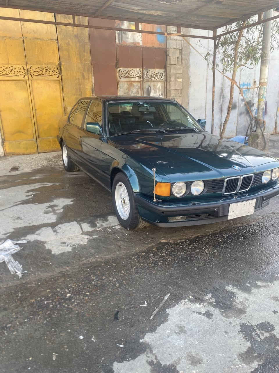 سلام عليكم بي ام 735 اصل سياره جاهزه مكينه كير مكفولات رقم بغداد بسمي تحويل ثاني يوم مكاني البصره  السعر 55 وبيه مجال رقمي ***********
