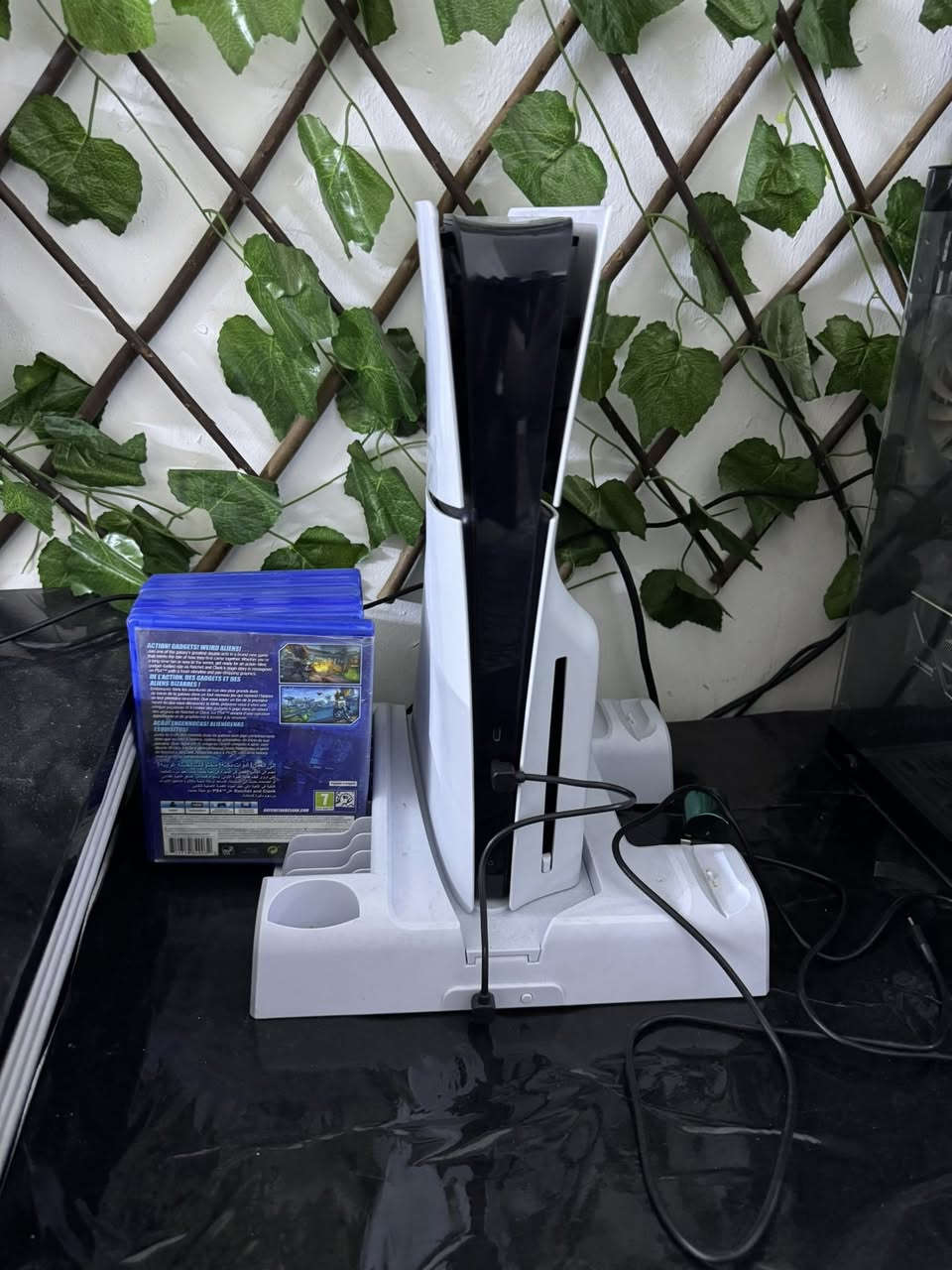 بلي فايف سلم للبيع ذاكره تيره نضافه 100 ويا يده وكارتونته الاصليه
***********
للاستفسار الاتصال ع رقم
