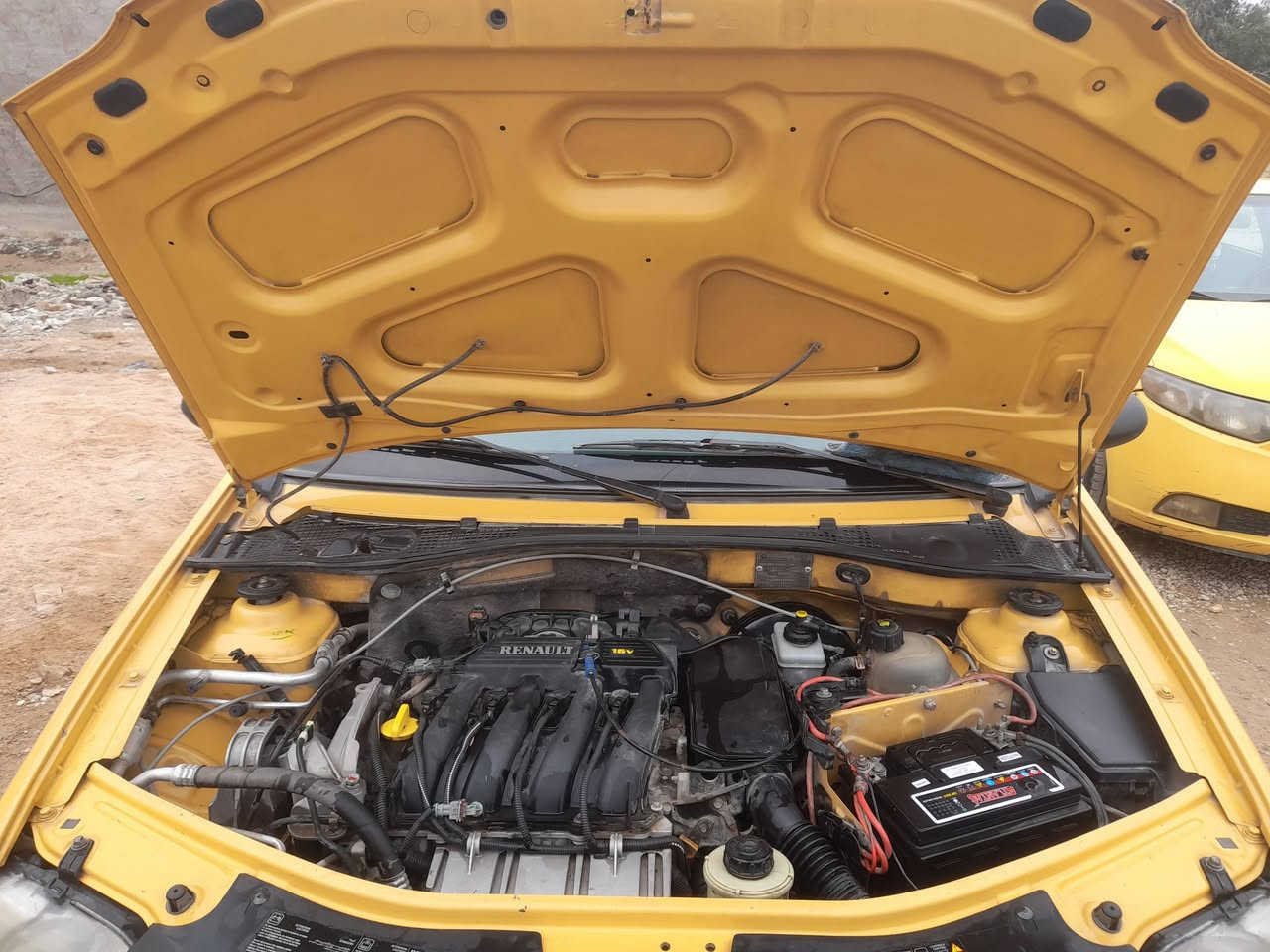 سلام عليكم
رينو لوكان ٢٠١٣ 
مكان بغداد كماليه 
مكفوله عده هاي طخه بل باب خلفي 
تبريد خير من الله ثلج
تحويل ثاني يوم 
مكينه خيط بخار قليل كلش 
تفاصيل أكثر اتصل سعر ٤٨ 
***********
***********
