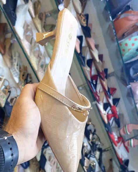 😍توفر سابو نسائي باحدث الموديلات 😍

انسب الاسعار تجدوها عدنا زورو موقنا ديالى بعقوبة مجمع التحرير مجاور مدرسة موسى بن نصير 
الحجز والاستفسار مراسلة الصفحة او ع واتساب ***********
