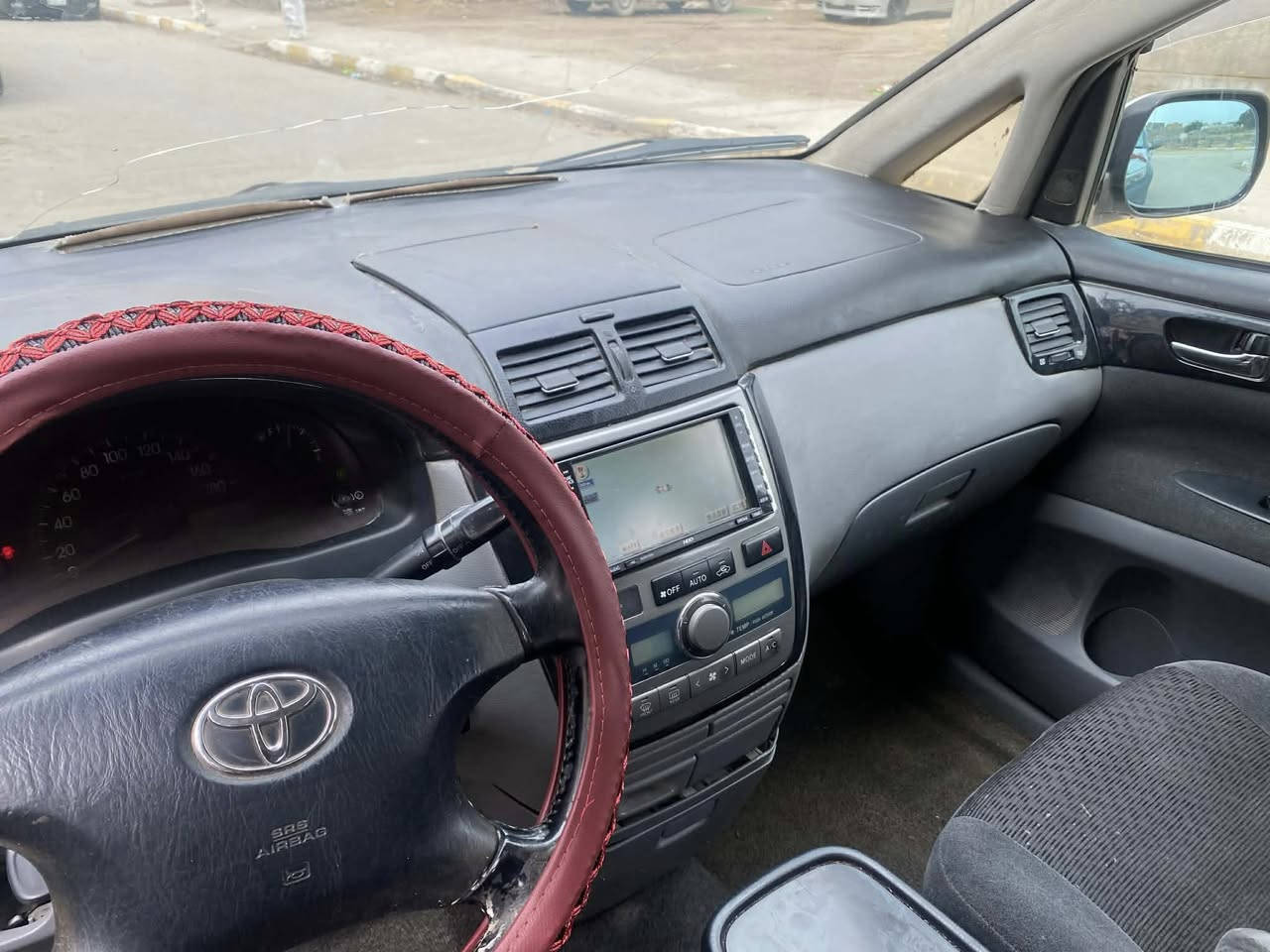 ابصم مكفوله تويل 
سعر95
مكان ناصريه 
***********
