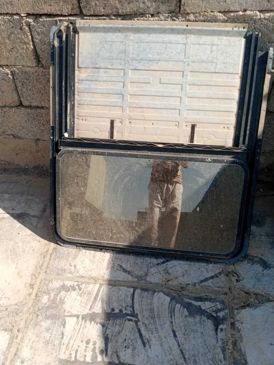 اغراض تفصيخ اوبل اوميكا تنته سقف50الف استيرن 20الف غطاء خلفي اوبل اوميكا 15الف حافظة باب وسماعة طرف سكن 10الف مكاني كركوك اتصال ***********
