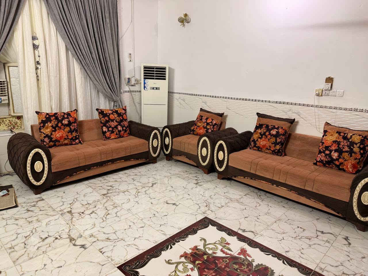 سلام عليكم تخم نظيف للبيع استعمال قليل السعر ١٥٠ العنوان حلة مهندسين خلف تأهيل الجرحى لاستفسار ع الرقم ***********

