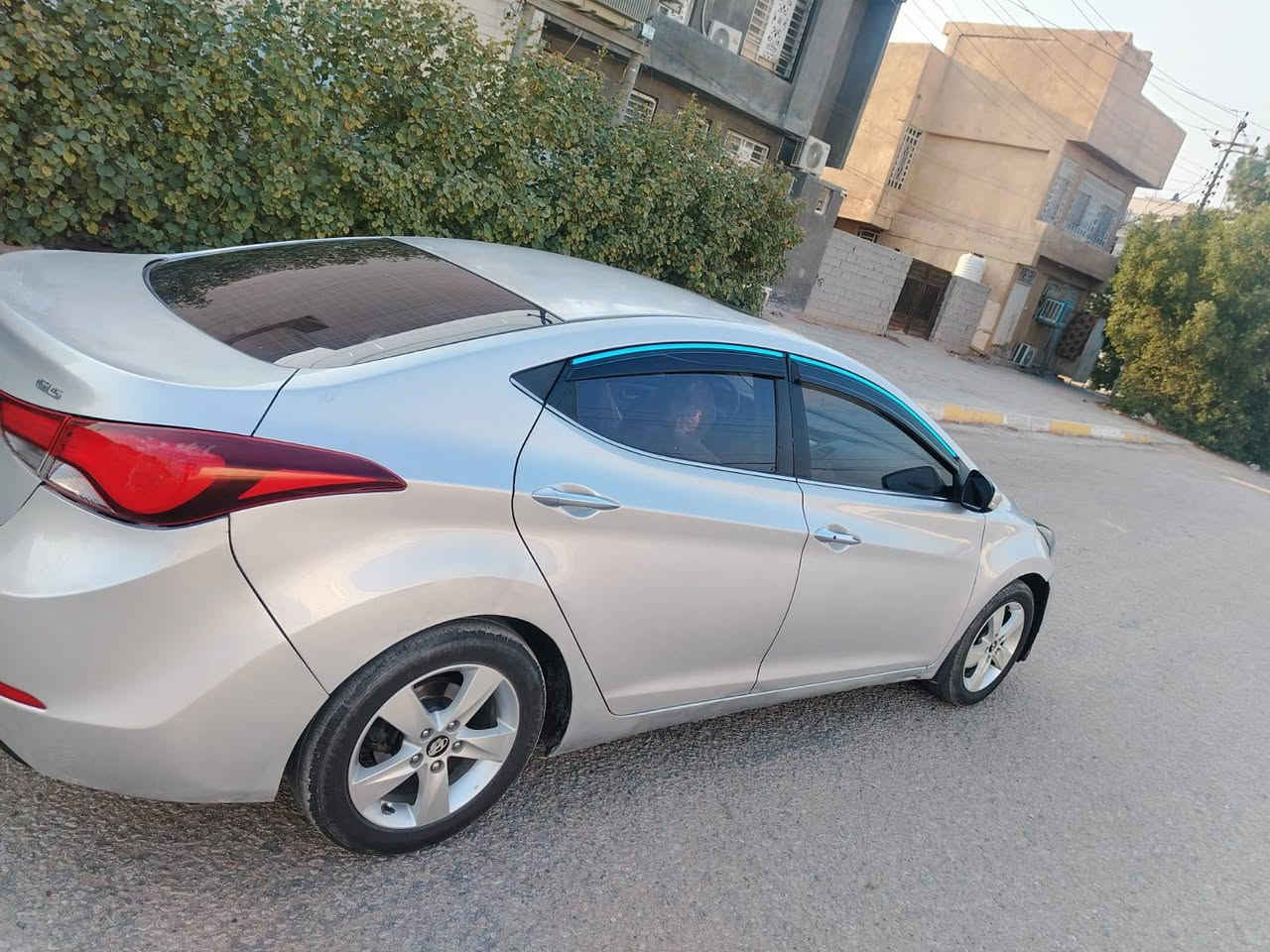 سلام عليكم سياره نوع النتره موديل 2014خليجي فول مواصفات بصمه فتحه شاشه كامره حساسات تحكم ستيرن جهتين خمسه ويل كب شاير مري تحكم مري كفاله كير مكينه حداديه تخم تاير تبريد مكفوله من ضربه او تبدي او صبغ بيه جلاتين مكانين العنوان كربلاء السعر 108 رقم*********** بيها مجال
