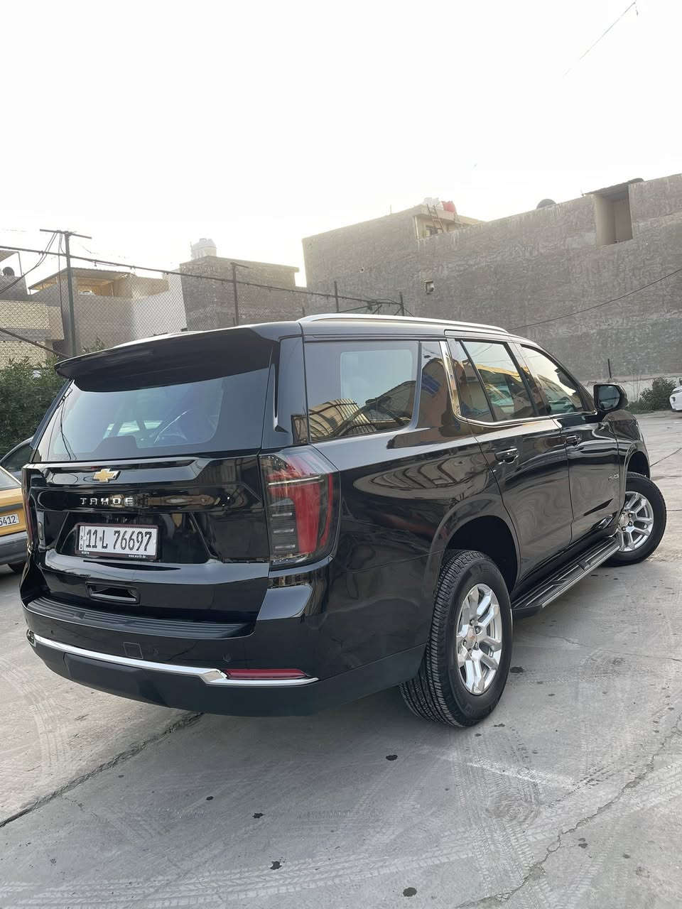 السلام عليكم
تاهو LS موديل ٢٠٢٥

مكفولة كفالة مطلقة 

ماشية ٣ الاف مغلفة بلكامل ppf 

مواصفات الال اس معروفه موديل ٢٠٢٥  تحويل ثاني يوم رقم بغداد وضمان وكالة المنصور مكان السيارة الكريعات 
للاستفسار ***********
