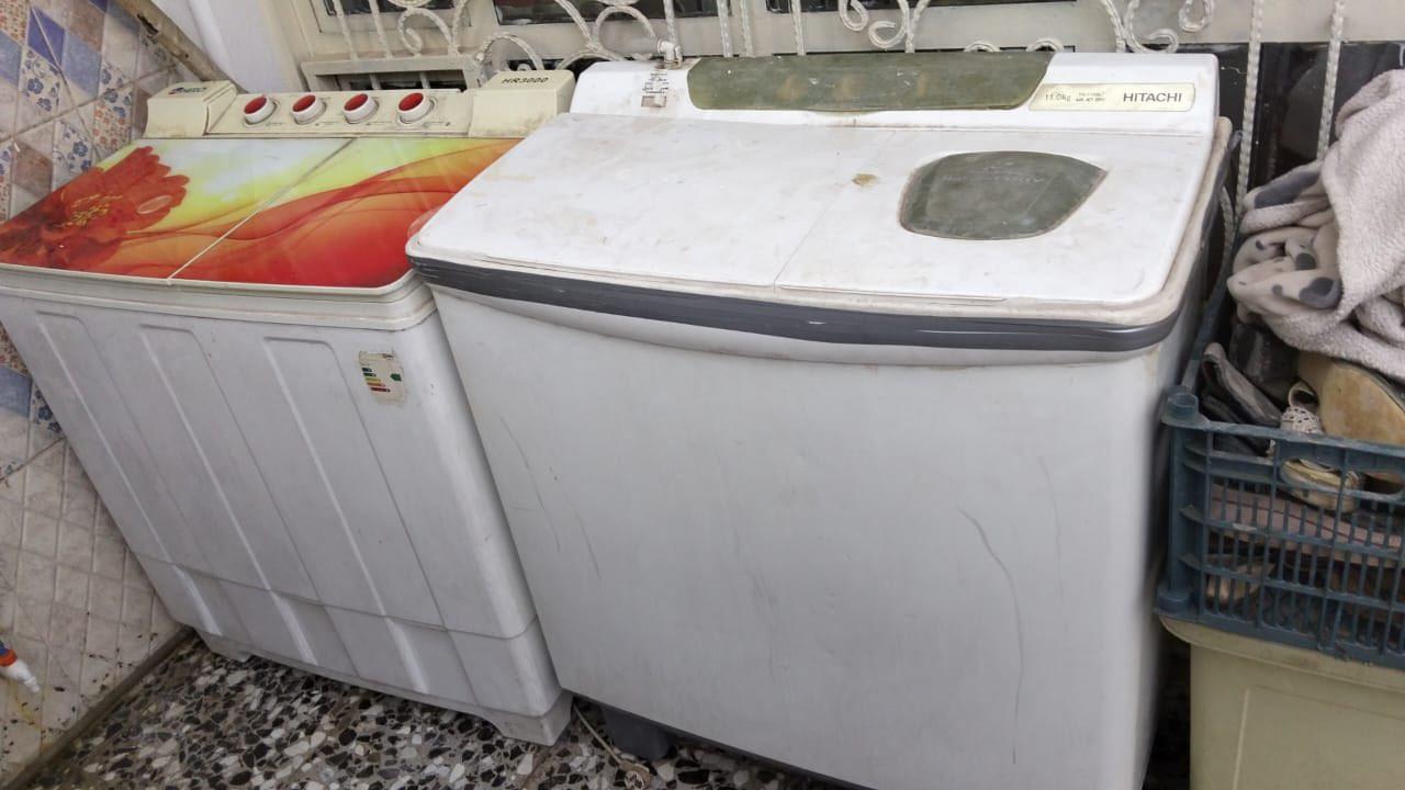 وتلفزيون وميزه ب١٥٠ الف 

غسالات ثنينهن ب١٢٥ الف 

العنوان الدورة شرطة حاتم السعدون 

‭٠٧٧١ ٢٩٦ ٦٥٢٣‬
