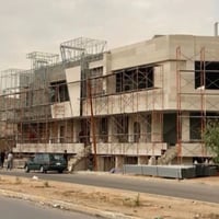 عرض مميز جدا عمارة تجارية للبيع 📍الموقع بسوك السماح الاولى قرب جوري  📐...