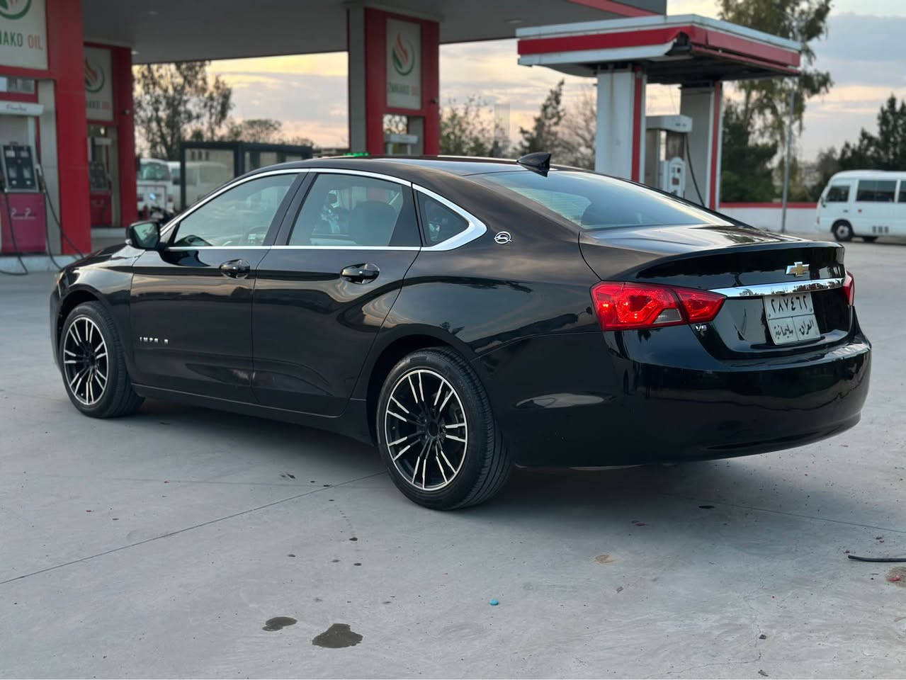 Impala 2018 LT
مەکینە شەش پستۆن   V6 
مەکینەی نەکراوەتەوە بە شەرت
گئری بەشەرت
شاشە قاسە و کوشن جلد
سەیارەکە 116000 مایل رۆشتوە
دوو چەمەلخی لای سایەق و سەقف کلئری ئەمریکایە
چەمەلخی سەکن و بۆنید بۆیاخی دوبەیە
بئ ناو گرتن ناوی چەکوشی پئوە نیە بەشەرت
سەیارەکە زۆر جوان و پاک ماوەتەوە
رەسمی سۆنەریشم داناوە 
سعر ٩٨$
*********** السليمانية, العراق
