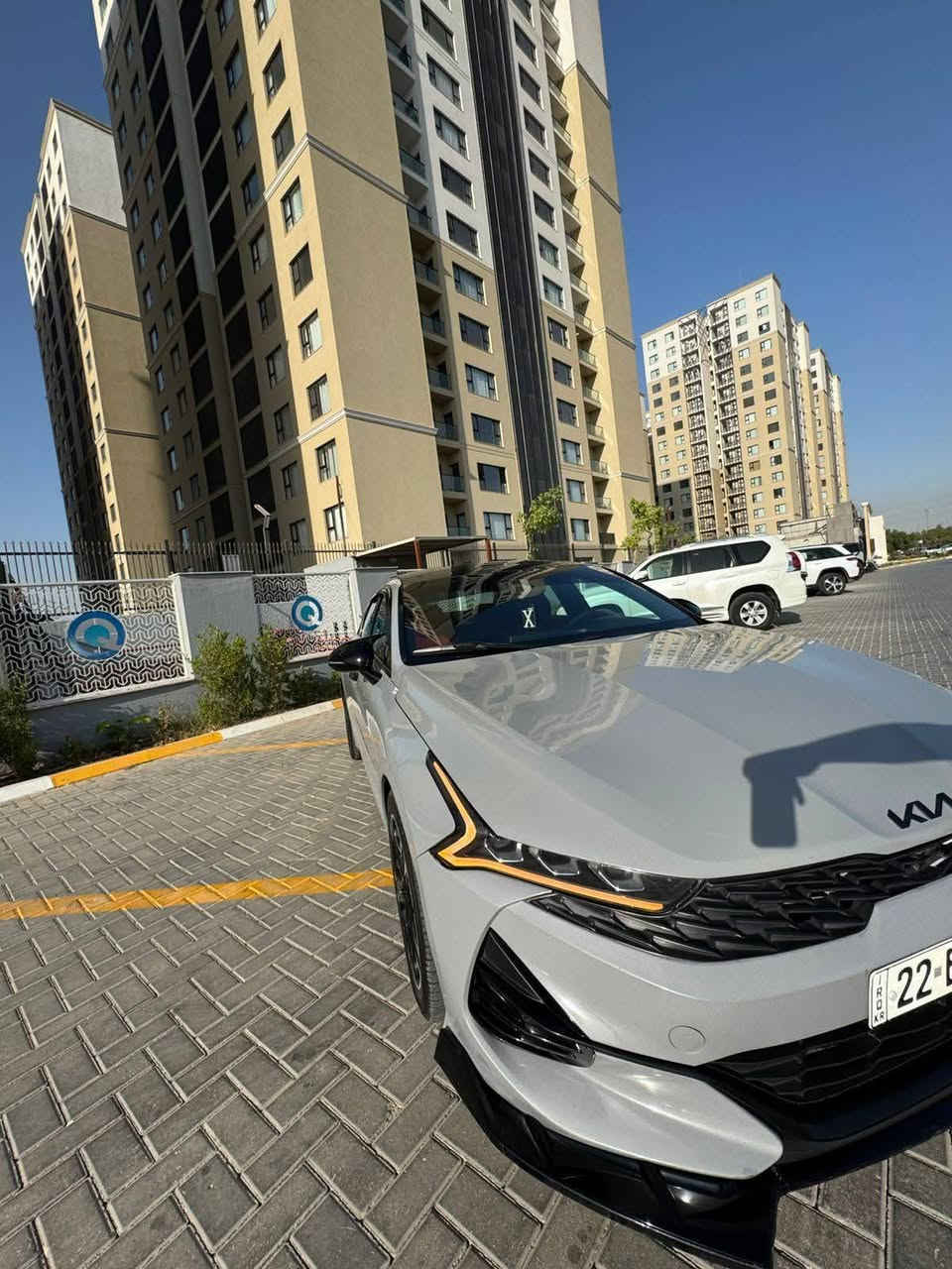 للبيع k5 كي فايف جيتي لاين فول مواصفات مديل2023 رقم اربيل  سياره لون مميز /سمنتي /بنوراما
حادث بيه بنيد وجملغ وجاملغ خلفي ربع صبغ السياره كفاله #لغد_شاصي_كفاله 
صور الحادث موجوده +السونار
سياره موصفات GT LINE فول
رادار امامي + قياده ذاتيه + تحديد مسار
داخل احمر + كراسي كهربائ + تدفئه بل كشن
رادار جاني + اشاره بل مري + اربع وضعيات قياده
مكينه 1600 تيربو ✈️
سياره جديده بمعنه الكلمه 
السعر 180 بيهه مجال حق الجيه
العنوان بغداد الاعظميه 📍  لتواصل ***********4
***********
