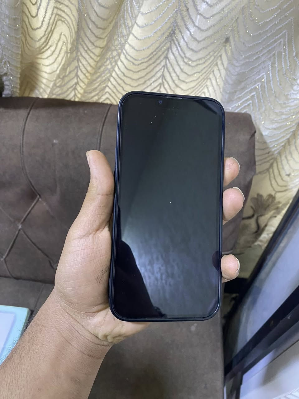 السلام عليكم
آيفون 13pro max للبيع الجهاز نضيف 

مواصفات الجهاز 

الجهاز شرق اوسط 

ذاكره 256 مثل ما موضح 

البطاريه 83 ‎%‎ مامبدله 

كامرات واضحات جداً

أضراره 

الجهاز مبدل فقط شاشه ومبدله من الوكاله 

والضهر مكسور الأصلي مامستبدل 

الجهاز ماصارله فتره من خذته والوصل موجود مالته 

سعره 575 وبي مجال قليل 

ميسان - العماره -حي العسكري 

***********
