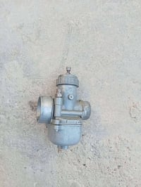 كابيتر المانيه شغاله  السعر 100قفل الاتصال عل رقم 07829642022
