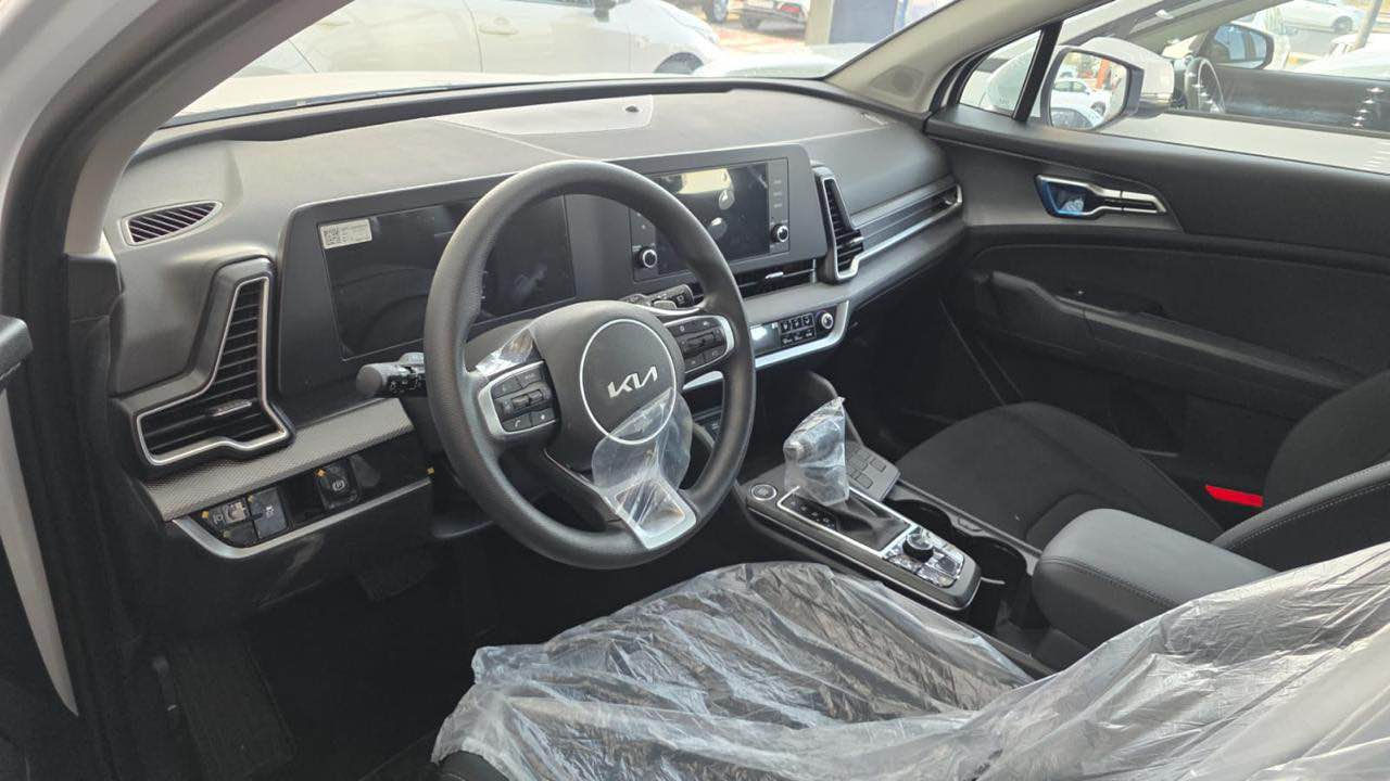 كيا سيلتوس 2025
خليجي كفالة عامة من كلشي ماشية ١١ الف
نص فول 
كامرة دوارة مثبت سرعة  هاند بريك اوتو بريك  و هواي مواصفات 
السيارة جديدة سعرها ١٨٠ و بيها مجال بسيط للشراي
***********
واتساب او اتصال
مكانها بصرة جنينة . البصرة, العراق
