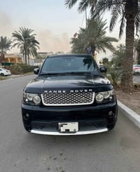 رانج روفر 13 بيها كازكيت السياره تمشي بس تنقيص مي من الدبه بدالت القبغ...