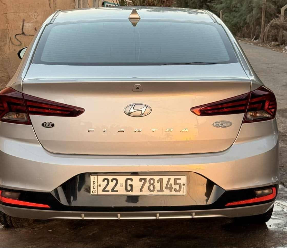 النترا 2020 وارد امريكي@ للبيع  صبغ جاملغ و البنيد  بدون دواخل نص فول كير  محرك كفاله ماشيه 49. سياره جاهزه من كلشي برغي ماتفتح وكاله او مداور محرك 2000 دوش تبريد ثلج كامرا دواره حساس جانبي توقف ذاتي انظمة قياده كير ايتي    السعر 132وبيه مجال
واتساب للتواصل *********** بغداد, العراق
