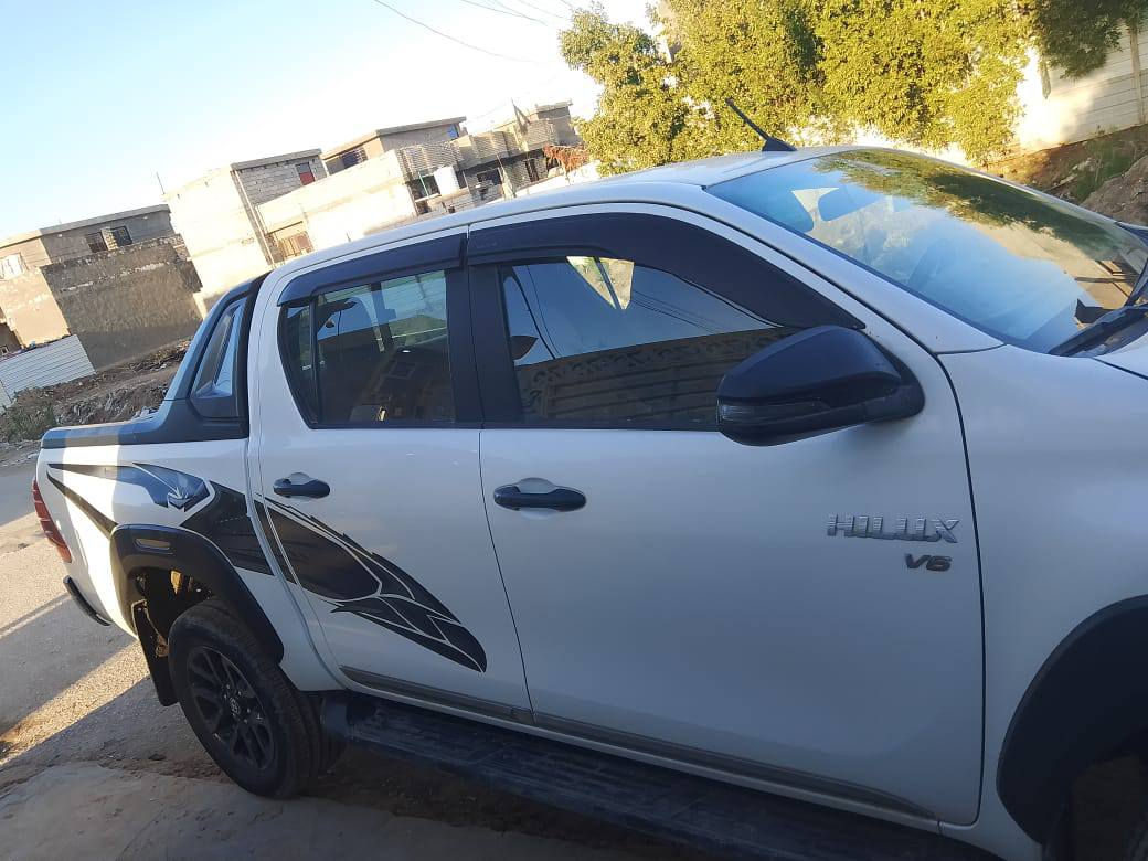 سلام عليكم  تيوته بيكم دفنجر 
موديل 2021 مكفول كفالة عامه
رقم اربيل
ماشيه 140الف 
الانتصال عل رقم او وتساب
‏‪0783 321 8912‬‏📞
