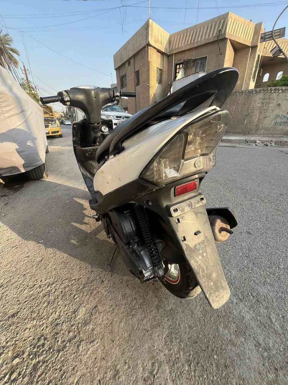 السلام عليكم دراجه ماكس بلاديه مابيها نقص كهربائيات شغاله مكينه ناعمه حلوه شلعه ومعدل تخبل تنكر سلف وتطلع سعرها٦٠٠ وبيها مجال حك الجيه بغداد دوره ***********
