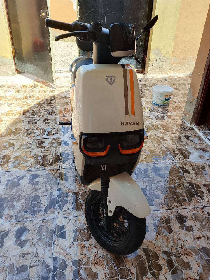 ريان ام عيون
برغي ما مفتوح بي 
سعر 500الف
واتساب :***********
