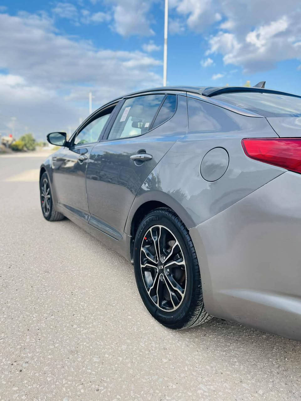 اوبتما 2012 كلين بدون حادث بيه قطعتين صبغ رقم بغداد تحويل مباشر ثاني يوم بيه جاملغ خلفي وباب فقط بدون داخل 5 ويل كل تحكم ستيرن مكينه 2400 بجم كبس السياره حيل جديده جاهزة كير مكينه تبريد السعر 107وبيه مجال للشراي أقره المنشور زين واتصل لا تسالني شبيهة مابيه مكاني حله وهذا رقمي ***********
