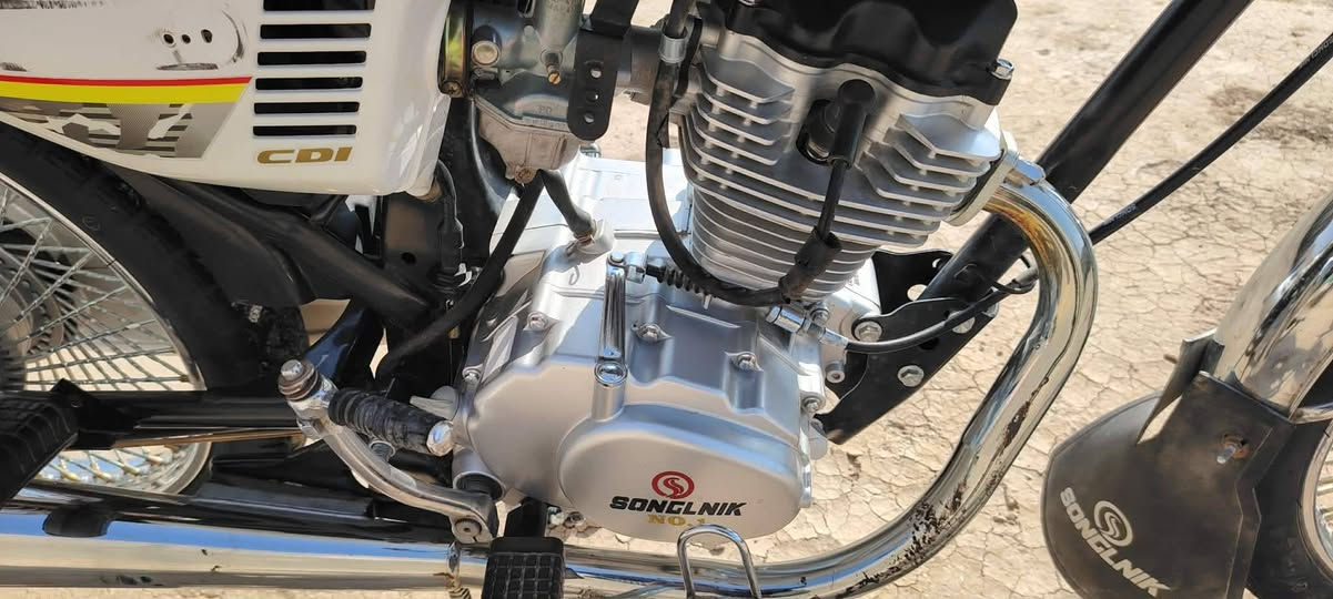 سلام عليكم للبيع دراجه تايكر موديل 25نضافه فول السعر خاص دراجه حلوه كلش الي مو شراي خلي يعبره ويدعيلنه بالخير


**إذا كنت صاحب هذا الإعلان وتريد حذفه لأي سبب، رجاءا أرسل رسالة إلى الدعم الفني**