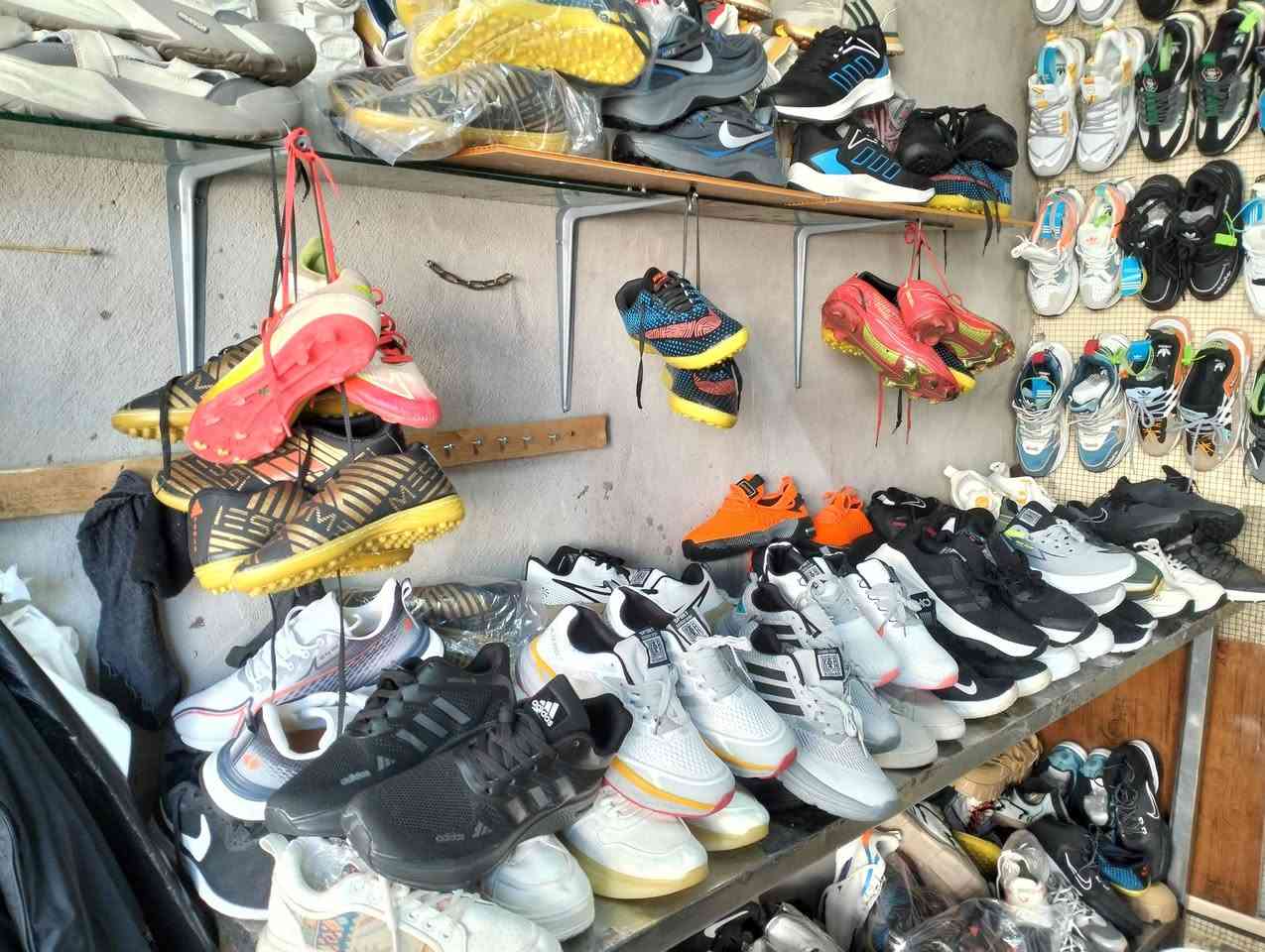 بإله درجه اولى حي التحرير مقابل جامع ال البيت بل فرع الحجام من40 الى 46 السعر حسب القطعه تاريخ 11/1/2026 زورونا وهلا وسهلا بكم السايدين مال قوزي الصقال اول فرع عل يمين موبايل ***********
