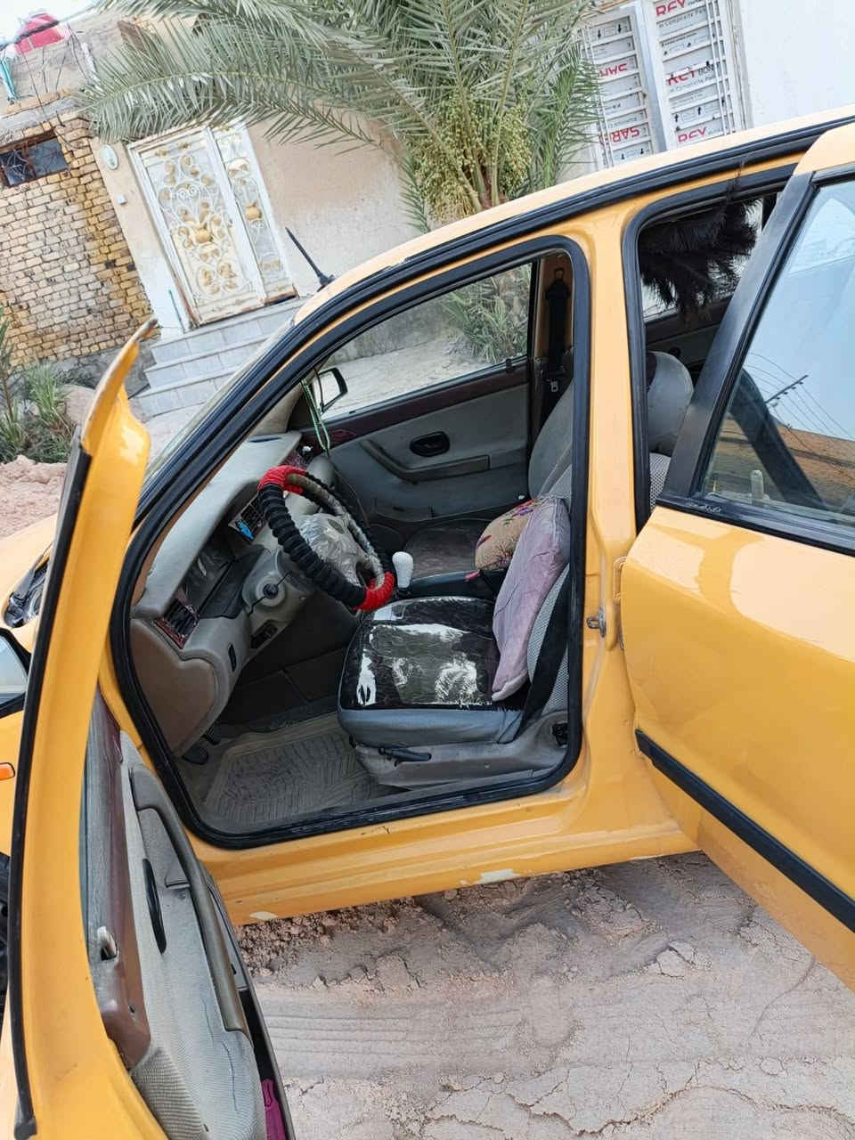 سلام عليكم شباب سمند البيع سيارة جاهزة وبرغي ما عايزه سيارة كبل الشارع تبريد تدفئه كله شغال مكينة جديده حدايه جديده.بيه بس جاملغ الخلفي صوب سايق بي صبغ سيارة كله كفاله عامه من كلشي سعر 30وبيه مجال حك جيه ***********
