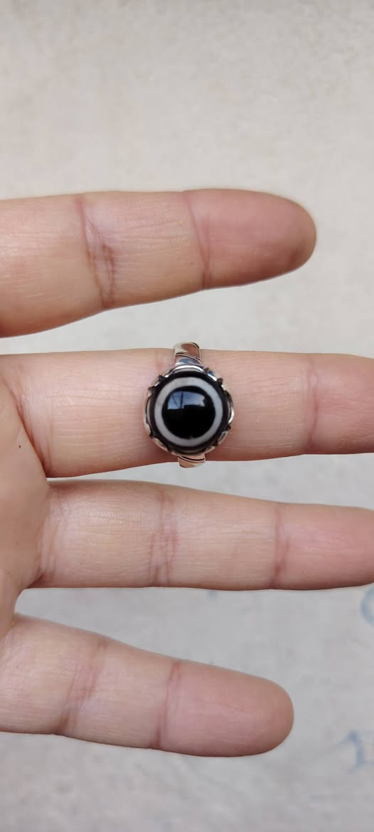 جزع بقري صياغه يدويه فضه 925 قطعه واحد على واحد جميله جدا
السعر خاص


**إذا كنت صاحب هذا الإعلان وتريد حذفه لأي سبب، رجاءا أرسل رسالة إلى الدعم الفني**