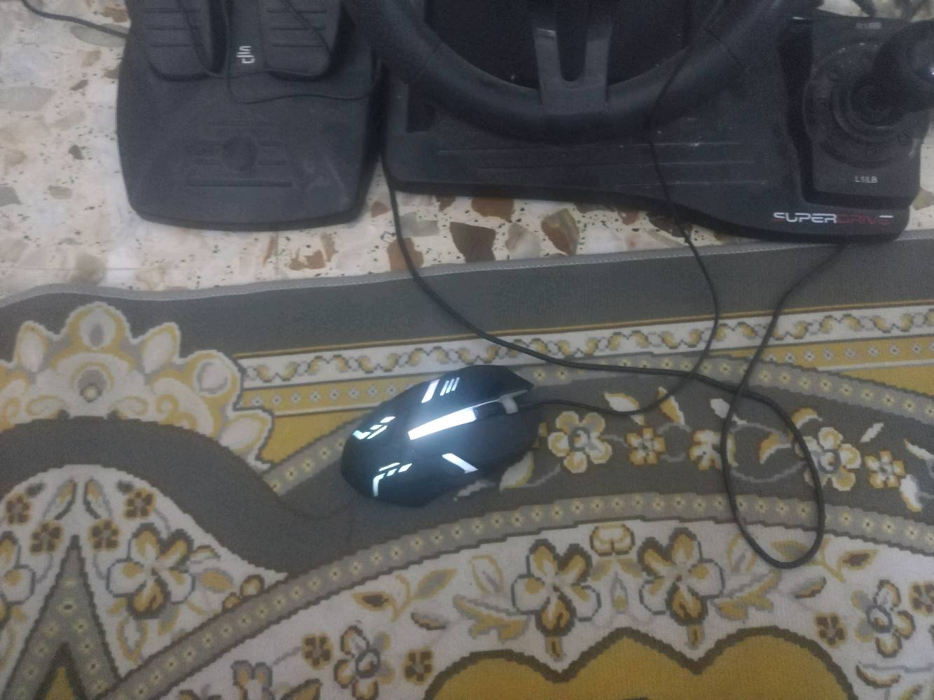 السلام عليكم pc للبيع المواصفات بالصورة والملحقات هم بالصور للبيع فقط مكاني بغداد البياع ..قيم 
مبلغ بالنشر للتواصل الاتصال مع صاحب الحاسبة 
0781 071 7873

