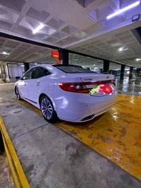 ازیرا • ٢٠١٢ • بلا عيوب