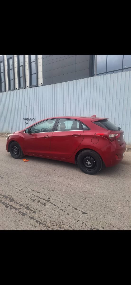 السلام عليكم  النترا  2016 gt فول نظيفه للبيع  حادثه  جاملغ صبغ بدون دواخل  فقط  الباقي مكفول صور الحادث موجوده  بدون ارباك  محرك 2000 كير at المرغوب مكفولات        تبريد  ثلج  ثلج  تدفئهه
صدر حداديه  نظيفه جدا   

السيارات نظيفه  ماشيه  82 

مواصفات   فول  بصمه تشغيل.  وبصمة ابواب.  شاشه كامره دواره.   كراسي كهرباء.  تدفئه بالكراسي 

تحكمات فول.  حساسات.    مري شفط  إلخ...

رقم بغداد الإنكليزي الجديد سنويه مجدده لل 2029

هزة جديدة تحويل مباشر 

السعر.94
***********
***********
