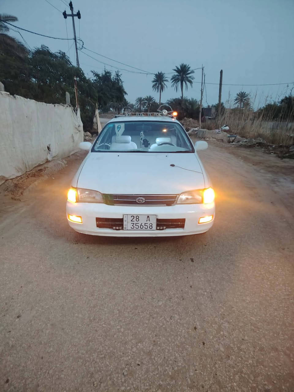 السلام عليكم كرونه لبيع موديل ٩٣ مكينة جديدة كير جديد تخم تاير جديد تبريد جديد حدادي جديد مصبوغة جمالية مكان السيارة كوفة عباسية السعر ٥٢ الرقم ***********
