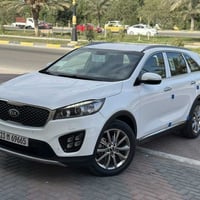 سورنتو ٢٠١٨ • ٦ سلندر • ١٤٠٠٠٠ كم