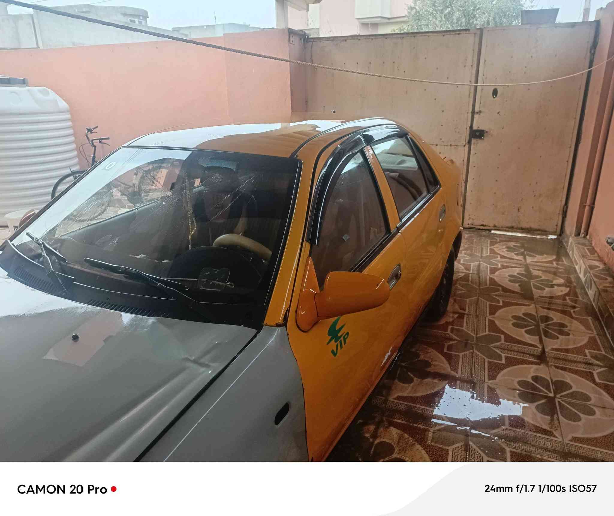 عندي سيارة سي كي للبيع مكاني برطله وصاحبة بالموصل ومشروع وطني وهذا رقمي *********** *********** الرقمين بيهم واتساب
