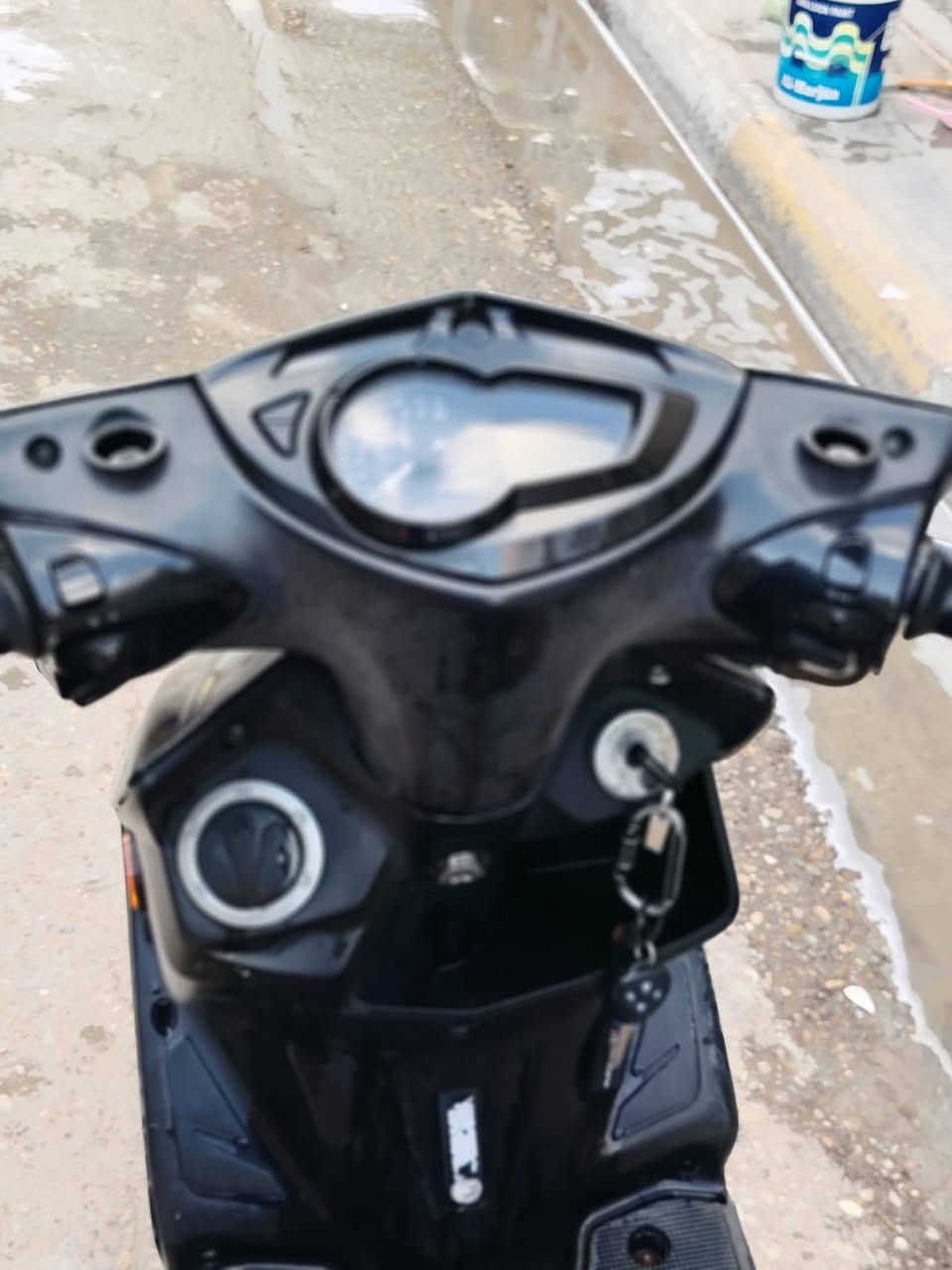 السلام عليكم سكنس لد للبيع دراجه خير من الله نكره وحده تشتغل بصمه عن بعد دراجه بيه كم ملاحظه بصيطات تأخذها اكفلها الك مكينا وكلشي جيب وياك أكبر فيتر وتعال افحص مكاني بغداد للاتصال ***********
